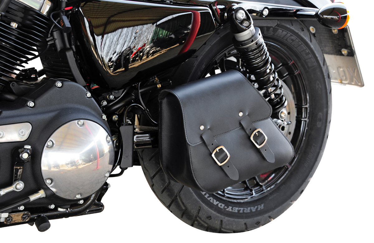 Saddlebag "Chicago" 7 litres complete set suitable for HD Sportster (2001-2021) - left